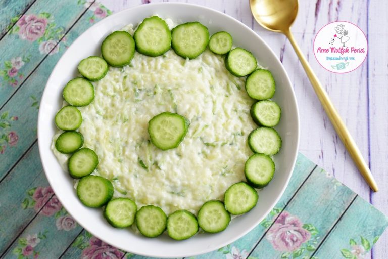 Salatalıklı Patates Salatası Tarifi