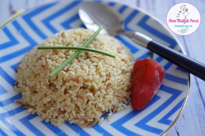 Şehriyeli Bulgur Pilavı